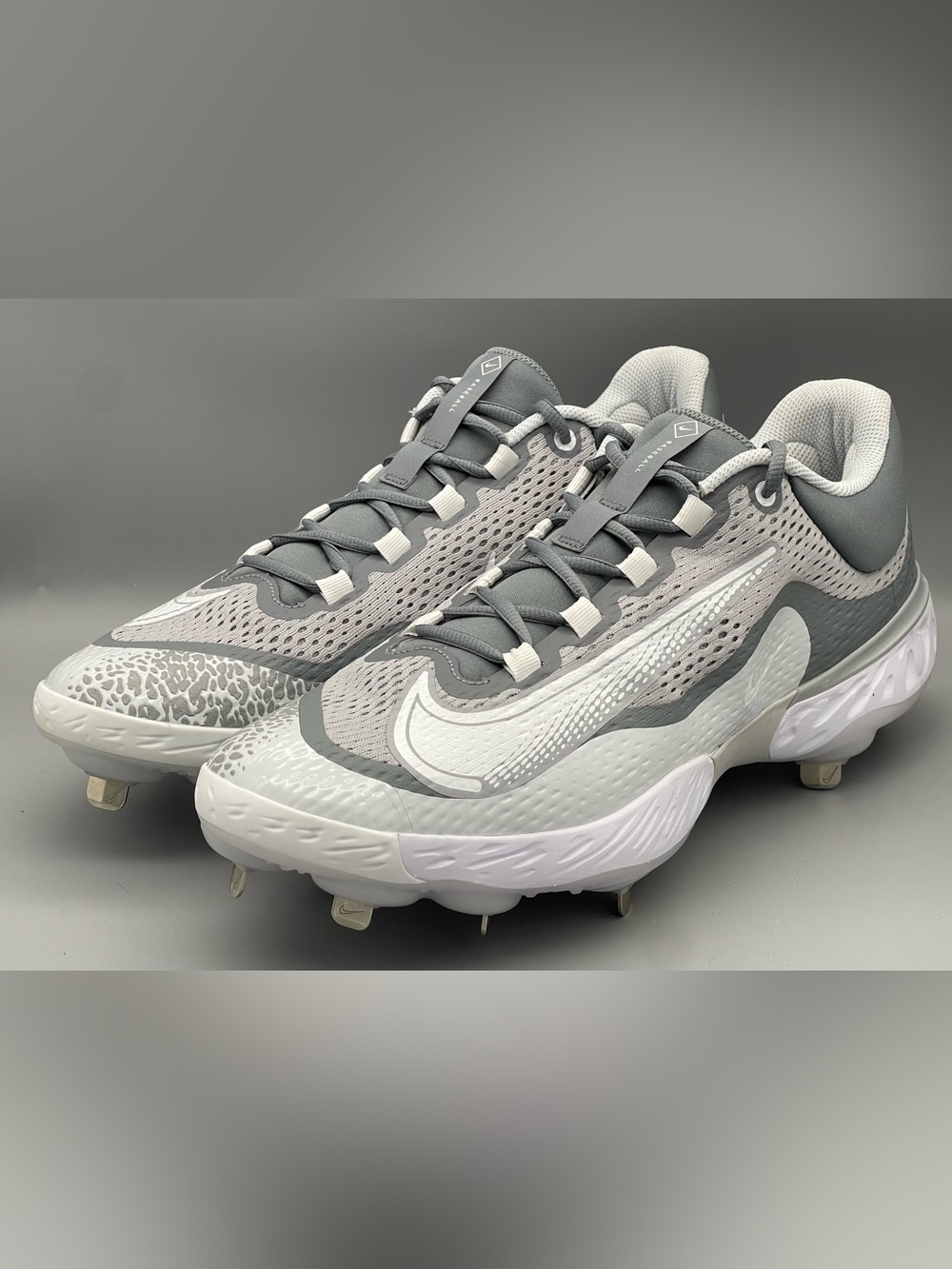 Nike Alpha Huarache Elite 4 low Grey White Baseball Cleat DJ6521-012 Size 14 NEW